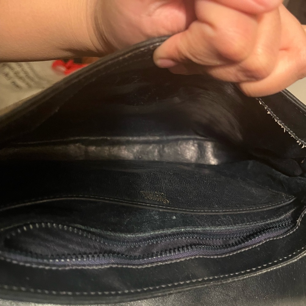 Gucci Black and Gold Monogram Bag - Picture 12 of 16